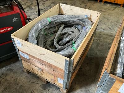 Overzichtsfoto van diverse hydrauliek slangen