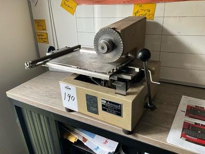 Overzichtsfoto van automark 1001-y-H2 markerings machine