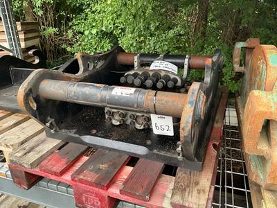 Immagine panoramica di Oilquick QQ80 kopplaat-Ibex 2800/3000