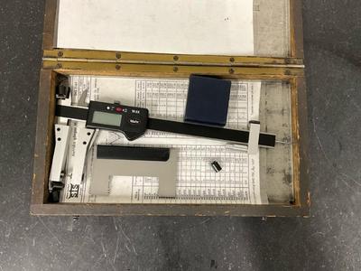 Photo d'aperçu de Mahr Thread digital calipers