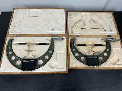 Photo d'aperçu de Mitutoyo Micrometer 225-300mm (2x)