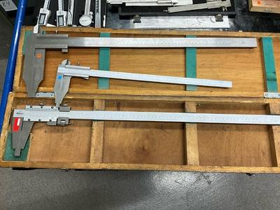Imagen general de Mitutoyo Calipers (3x)