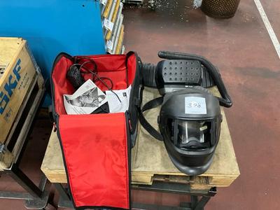 Immagine panoramica di 3M Adflo Welding helmet