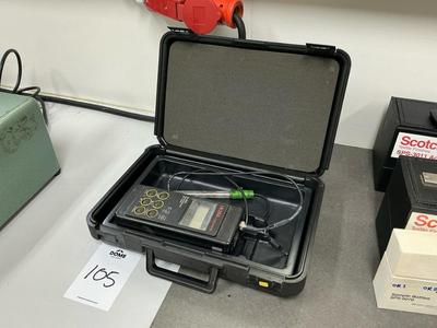 Overview picture of Hanna HI 9023 pH meter