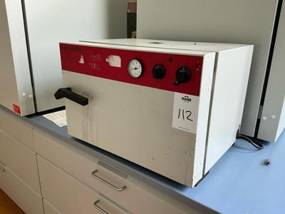 Overview picture of 2000 Binder E 28 Drying and heating chamber