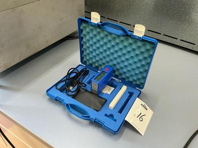 Immagine panoramica di 2015 Erichsen Picogloss 560 MC Gloss Measuring Device