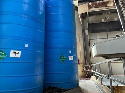 Immagine panoramica di silo