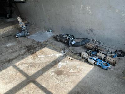 Overview picture of various spare parts