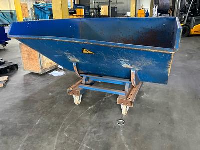 Översiktsbild av Kruizinga KB-192100 forklift tipping skip