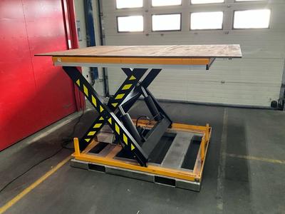 Översiktsbild av 2023 HW4007 scissor lift