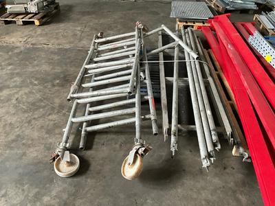 Immagine panoramica di Mobile scaffolding