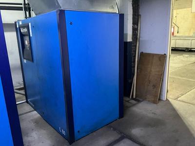 Immagine panoramica di 2012 Compair L80-7, 5A Compressor