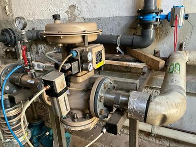 Immagine panoramica di Samson 4763 control valve