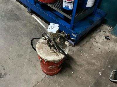 Immagine panoramica di Grease pump