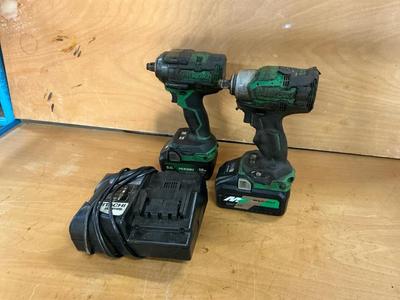 Immagine panoramica di 2023 Hikoki WR 18DH Cordless Impact wrench (2x)