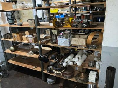 Overview picture of Various spare parts