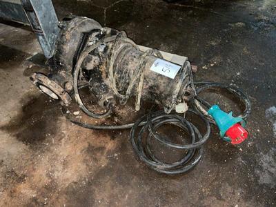 Immagine panoramica di Submersible pump
