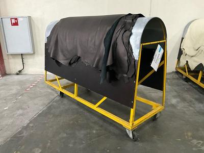 Immagine panoramica di Leather transport trolley (5x)