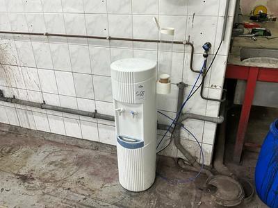 Übersichtsbild von Drinking water dispenser
