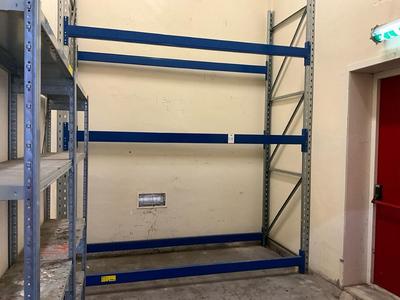 Immagine panoramica di Pallet racking