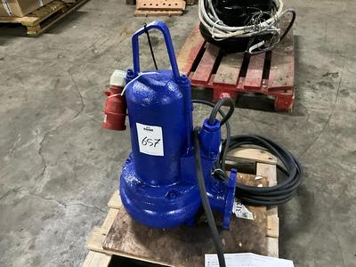 Immagine panoramica di Submersible pump
