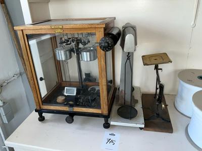 Overview picture of Vintage tannery items