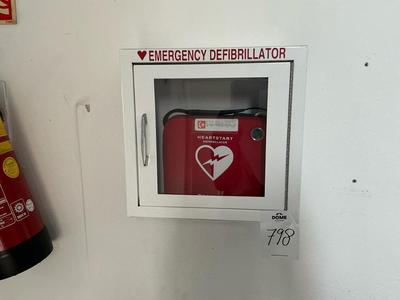 Overview picture of Philips Defibrillator